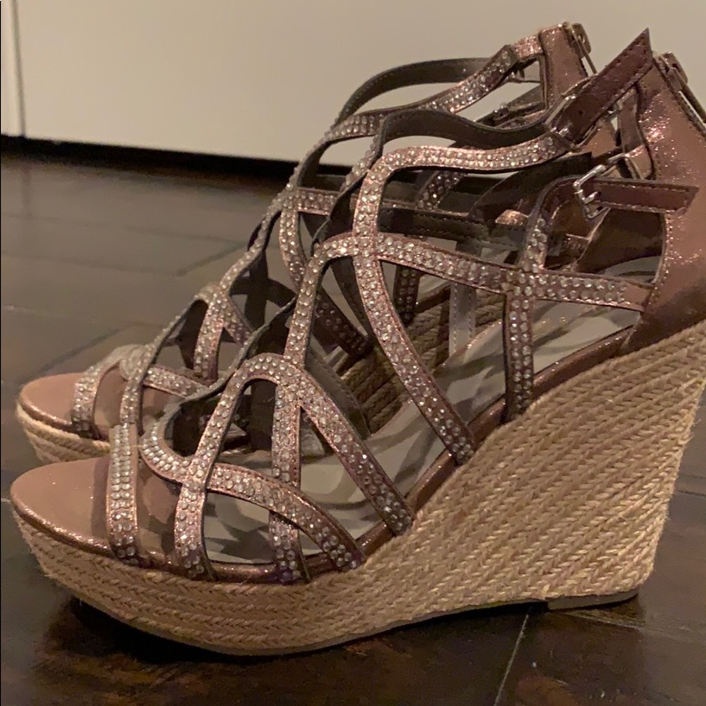 Sparkle wedge summer sandals. Thalia Size 10
